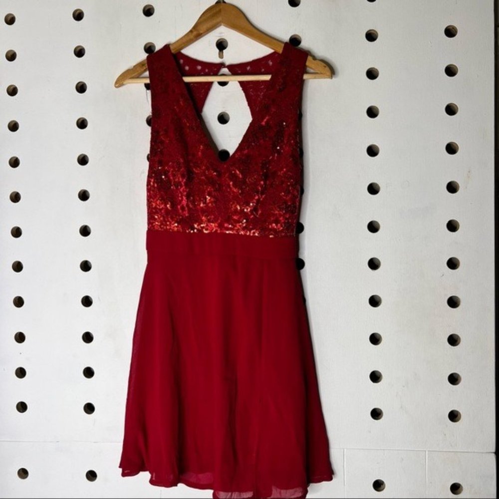 NEW Lulu’s Twirl Me Round Red Skater Dress - Picture 2 of 4